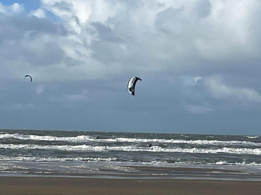 Fisherman'S Cottage - Surf Retreat Wijk aan Zee Bagian luar foto