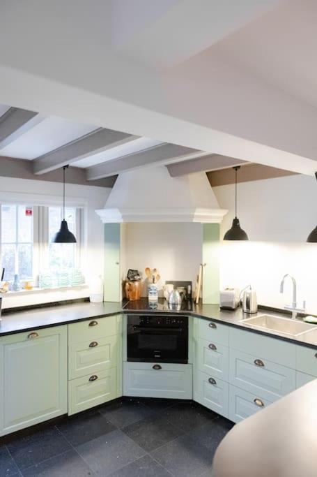 Fisherman'S Cottage - Surf Retreat Wijk aan Zee Bagian luar foto